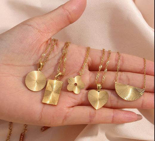 Ada Necklace