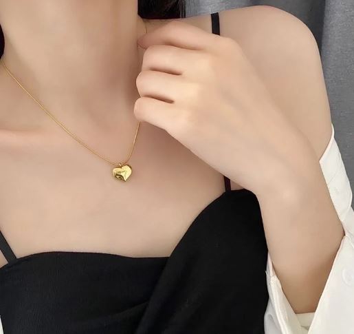 Olivia Necklace