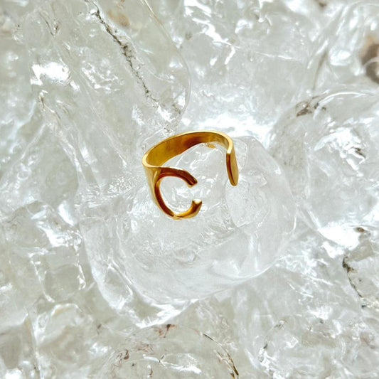 Nicole Ring