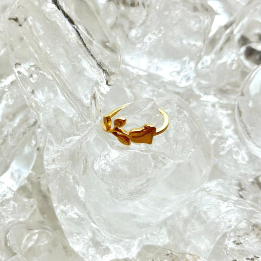 Amelia Ring